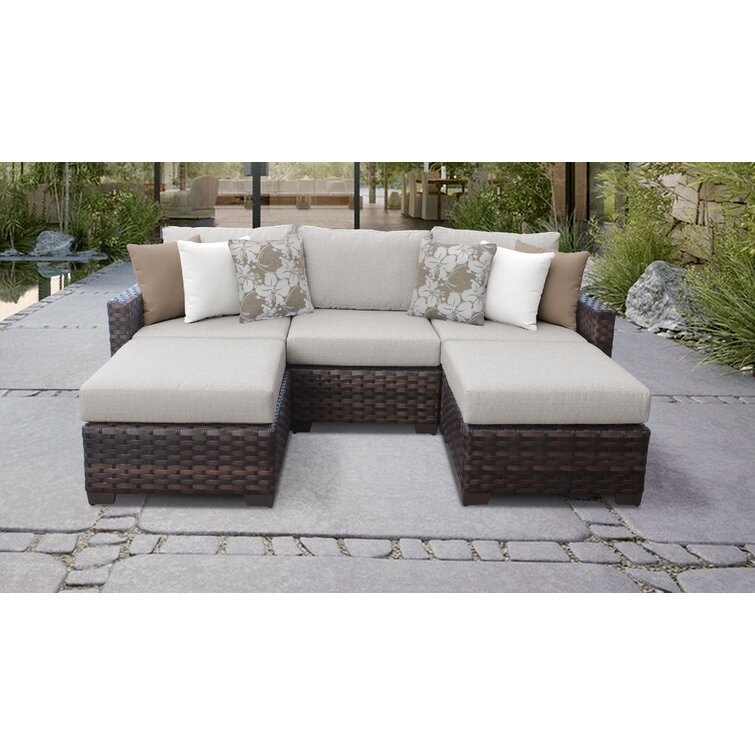 Wade logan on sale moore sectional